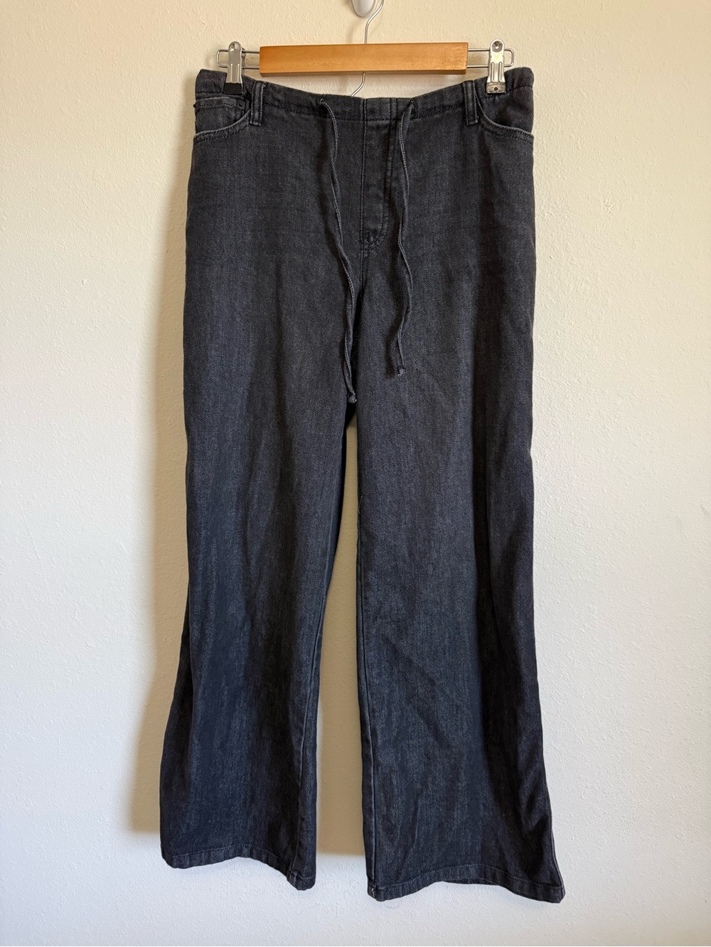 Women’s Black Drawstring Jeans